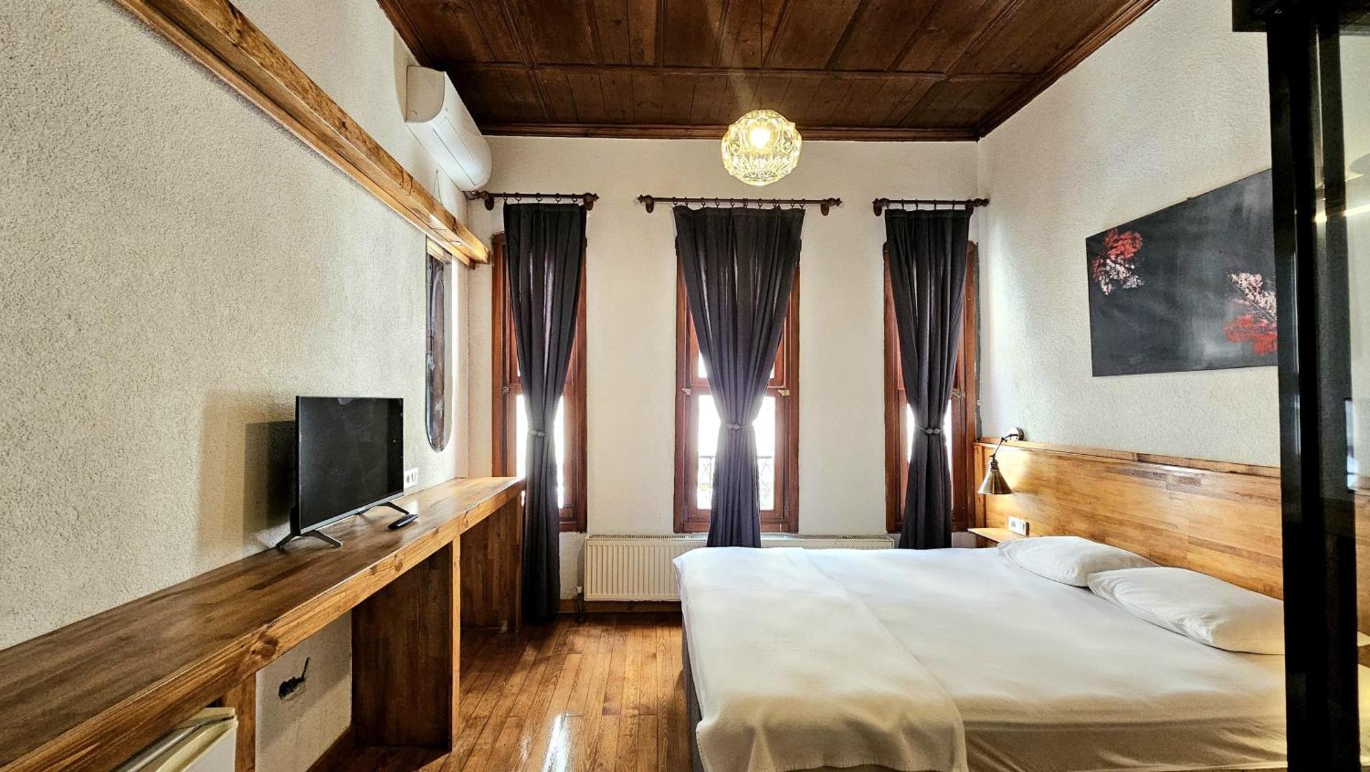 Mahzen Otel - Istanbul — Photos 3
